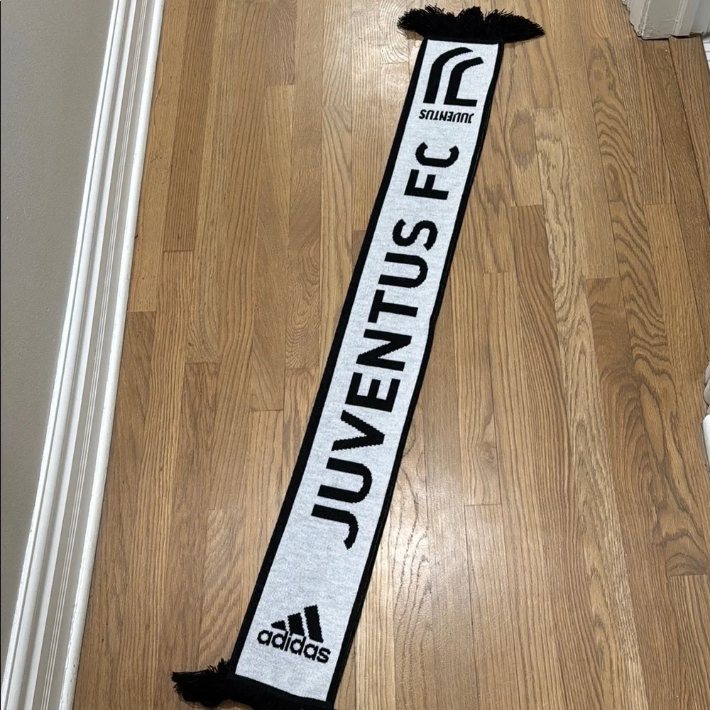 Adidas Juventus FC Black and White Scarf